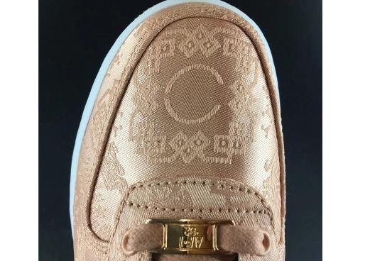 Air Gold Low  Force Clot Silk Rose CJ5290-600 1 0827